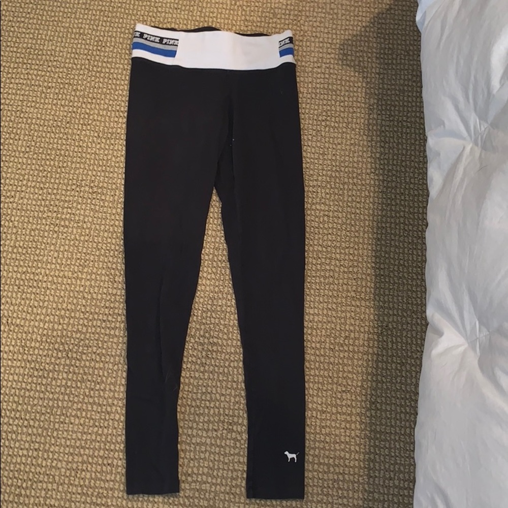 VS Pink Yoga leggings